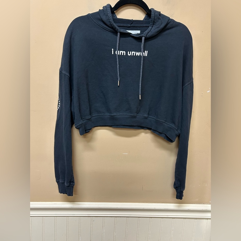 Barstool Chicks Call Her Daddy "I am unwell" Cropped Hoodie Black Size Large